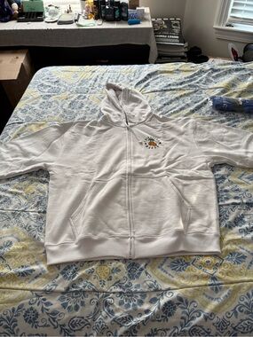Market Studios White Zip-Up Hoodie with Small Pineapple Chest Graphic